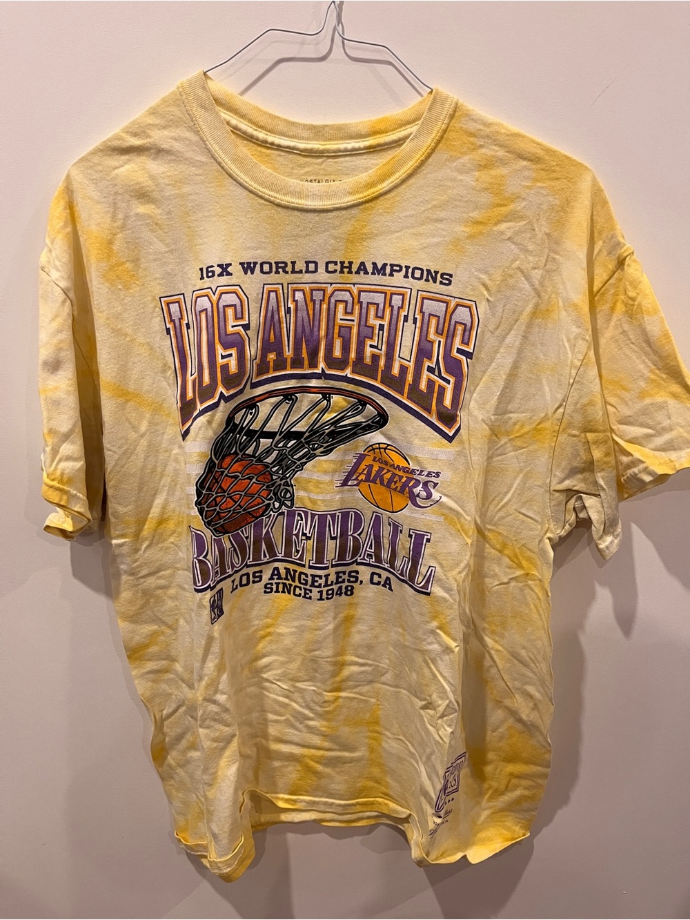 Los Angeles Lakers Basketball Graphic Tee - Yellow Tie-Dye - Mitchell & Ness